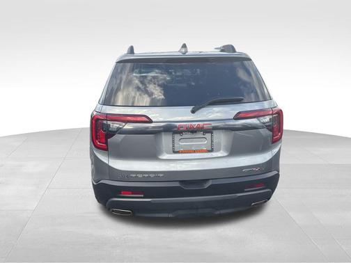 2023 GMC Acadia AWD AT4