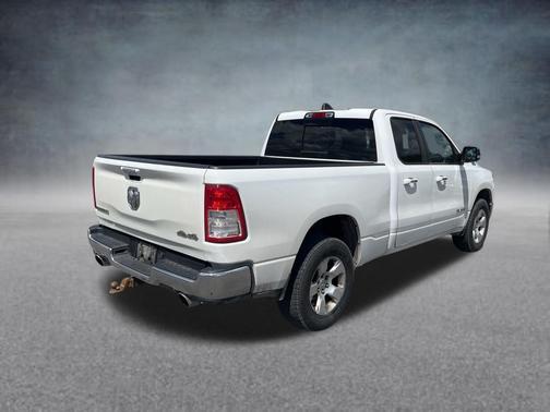 Bright White Clearcoat 2020 RAM 1500 Big Horn/Lone Star