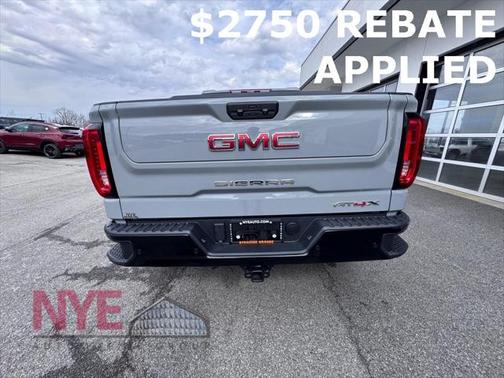 2024 GMC Sierra 1500 AT4X