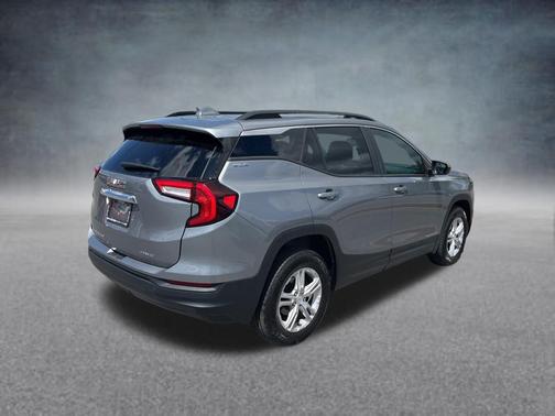 Sterling Metallic 2023 GMC Terrain SLE