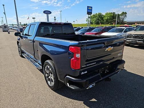 2022 Chevrolet Silverado 1500 High Country