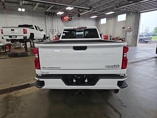 2023 Chevrolet Silverado 3500 High Country
