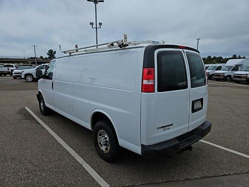2017 Chevrolet Express 3500 Work Van