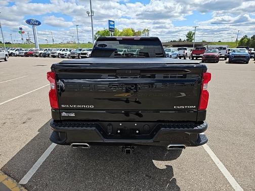 2020 Chevrolet Silverado 1500 Custom Trail Boss