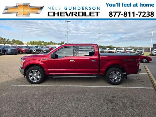 Ruby Red Metallic Tinted Clearcoat 2019 Ford F-150 XLT