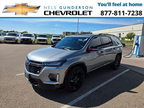 Sterling Gray Metallic 2023 Chevrolet Traverse Premier