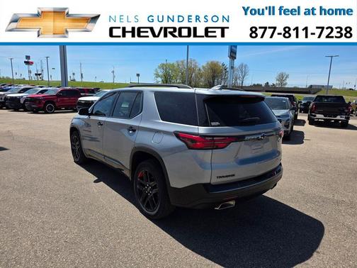 Sterling Gray Metallic 2023 Chevrolet Traverse Premier