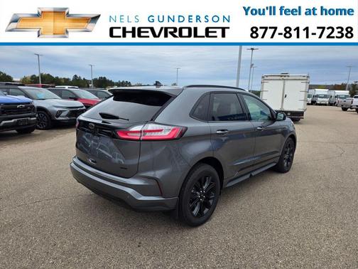 2024 Ford Edge SE