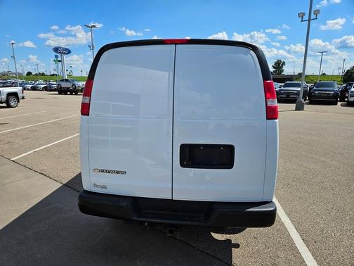 2022 Chevrolet Express 3500 Work Van