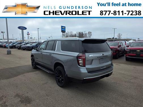 2023 Chevrolet Suburban LS