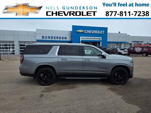 2023 Chevrolet Suburban LS