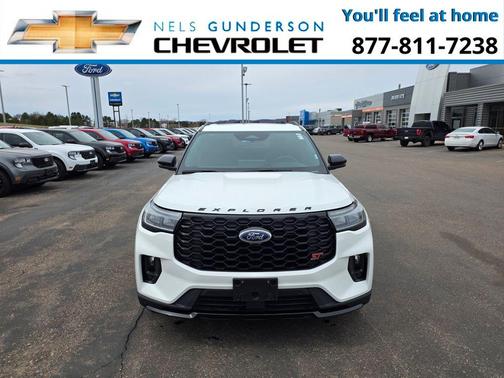 Star White 2025 Ford Explorer ST