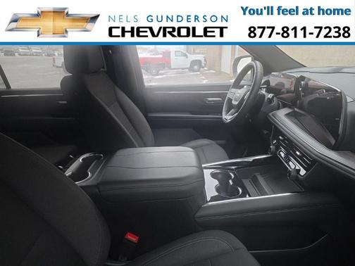 2025 Chevrolet Suburban LS