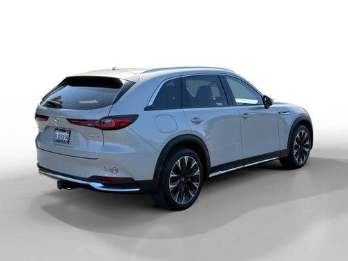 2024 Mazda CX-90 PHEV Premium