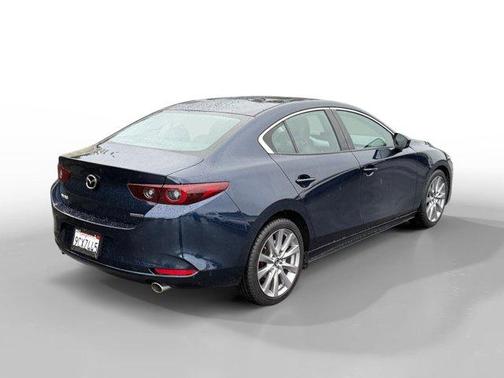 2022 Mazda Mazda3 FWD w/Select Package