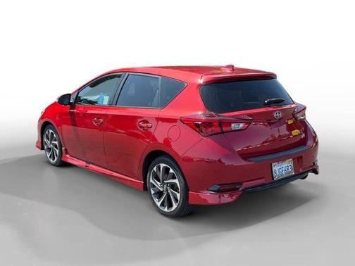 2016 Scion iM Base