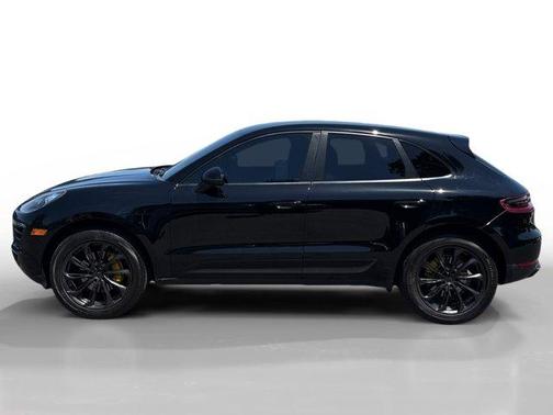 Black 2018 Porsche Macan
