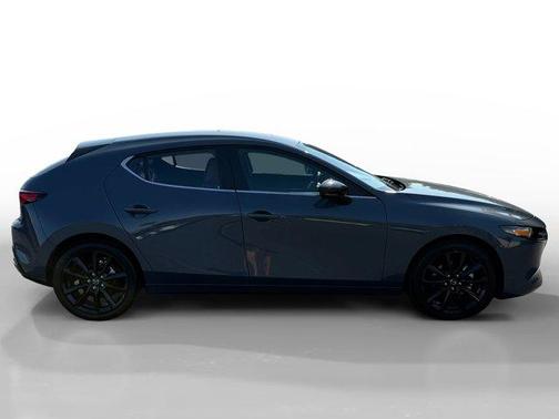 2025 Mazda Mazda3 Carbon Edition