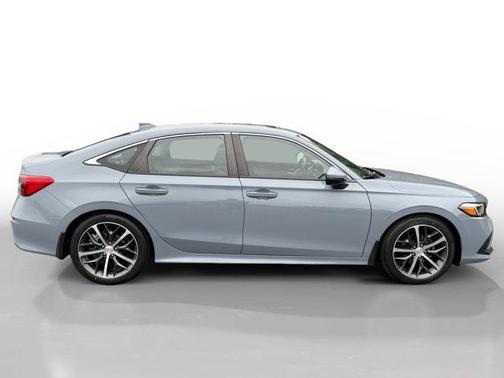 2022 Honda Civic Touring