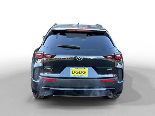 2026 Mazda CX-50 Premium