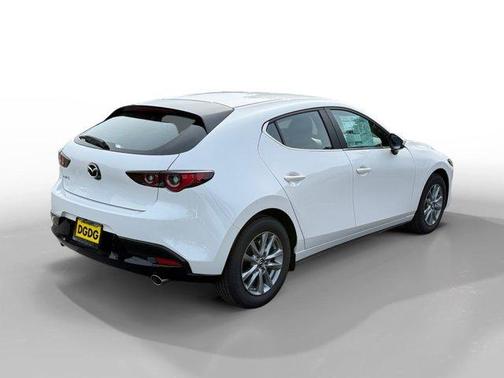 Snowflake White Pearl 2026 Mazda Mazda3 2.5 S