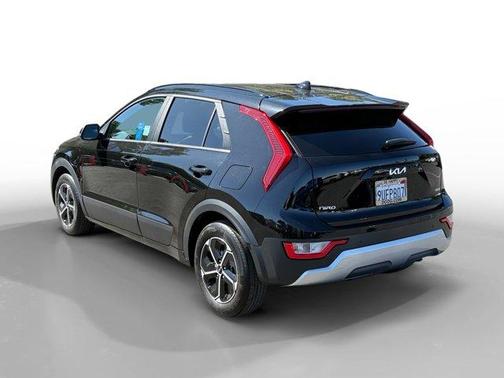Aurora Black 2025 Kia Niro Plug-In Hybrid EX