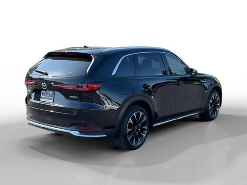 2024 Mazda CX-90 Premium Plus