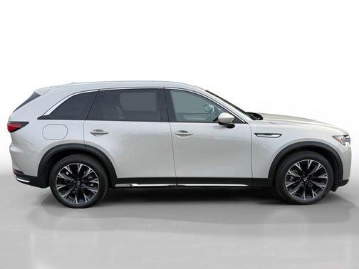 2024 Mazda CX-90 PHEV Premium