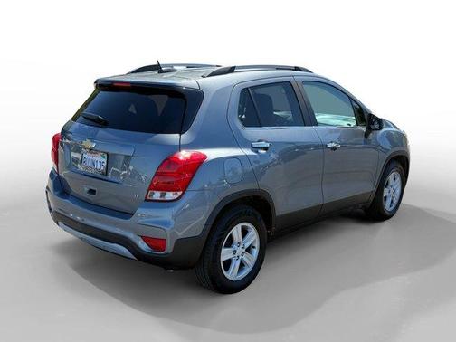 Steel Metallic 2019 Chevrolet Trax LT