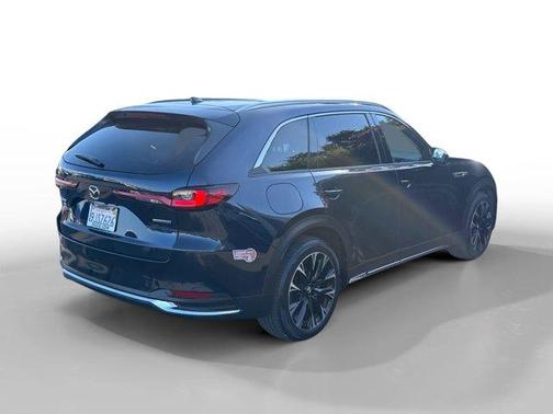 2024 Mazda CX-90 PHEV Premium