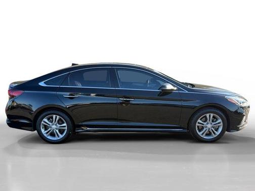 2019 Hyundai SONATA Sport