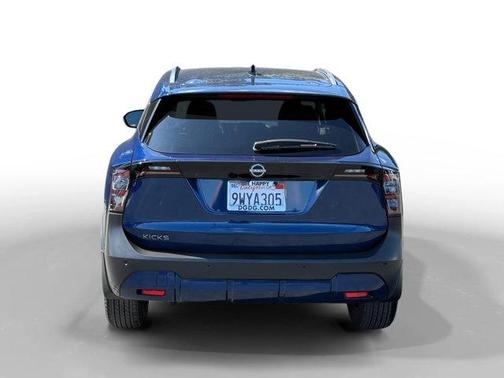 Deep Blue Pearl 2026 Nissan Kicks SV