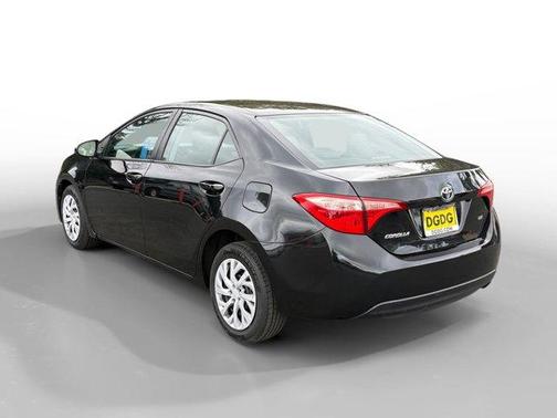 Black Sand Pearl 2017 Toyota Corolla LE