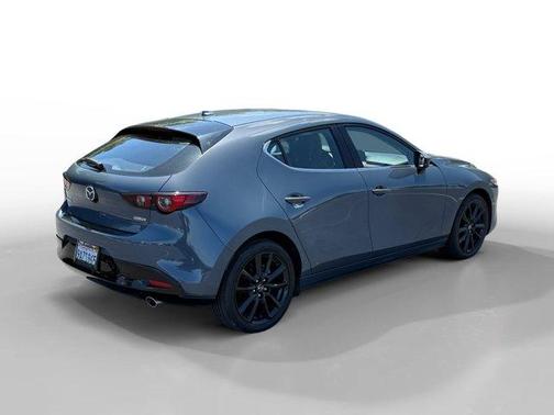 2022 Mazda Mazda3 FWD w/Premium Package