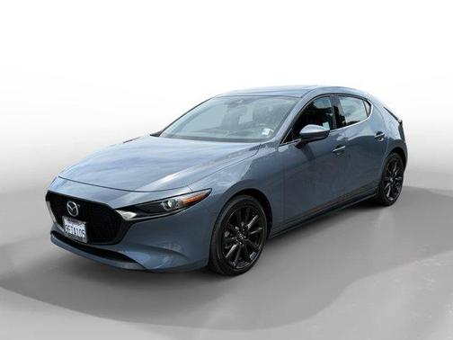 2023 Mazda Mazda3 FWD w/Premium Package