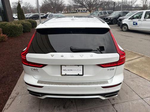 2020 Volvo V60 T5 R-Design