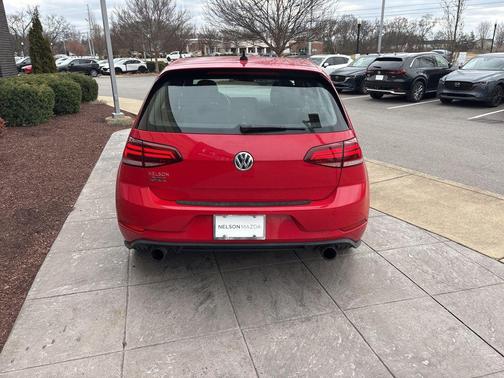 2018 Volkswagen Golf GTI 2.0T S 4-Door