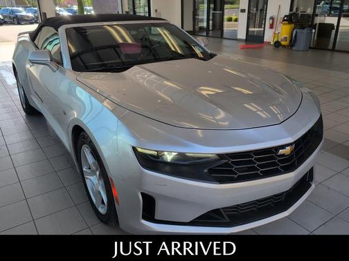 Silver Ice Metallic 2019 Chevrolet Camaro 1LT