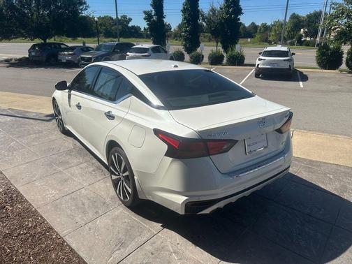 2021 Nissan Altima Platinum Intelligent AWD
