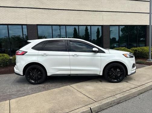 2021 Ford Edge ST