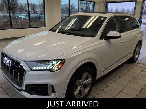 2023 Audi Q7 55 Premium