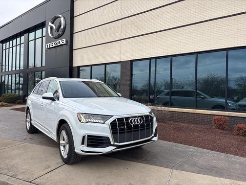 2023 Audi Q7 55 Premium