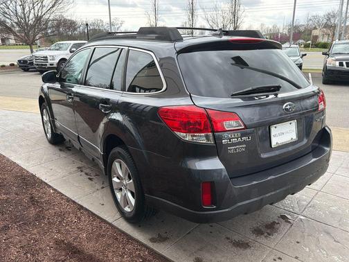 2012 Subaru Outback 2.5i Limited