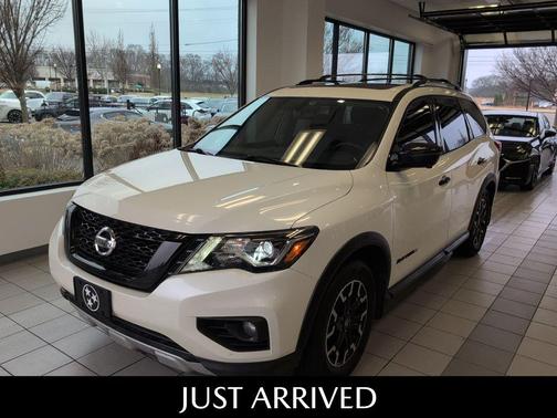 2020 Nissan Pathfinder SL 4WD