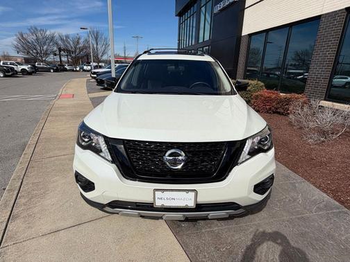 2020 Nissan Pathfinder SL 4WD