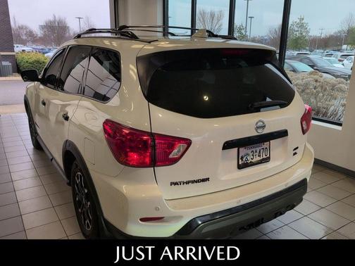 2020 Nissan Pathfinder SL 4WD