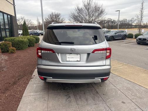 2021 Honda Pilot Touring 8-Passenger