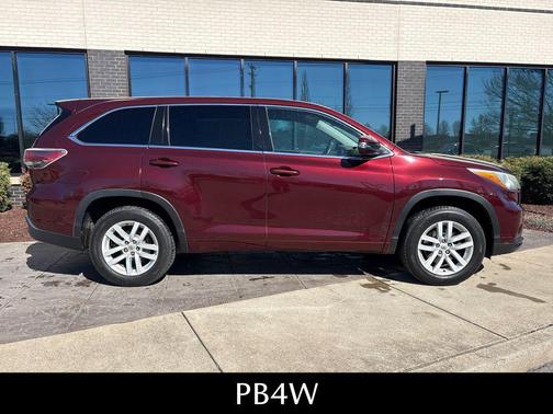 2015 Toyota Highlander LE