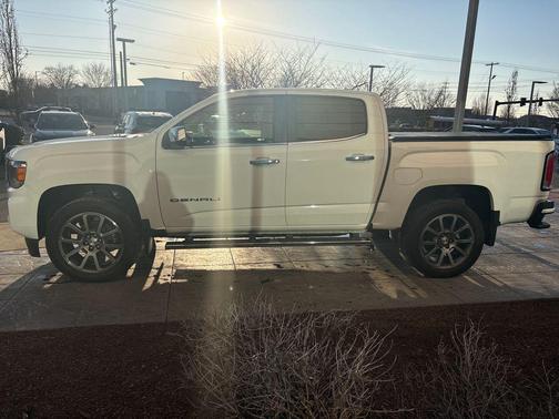2021 GMC Canyon Denali