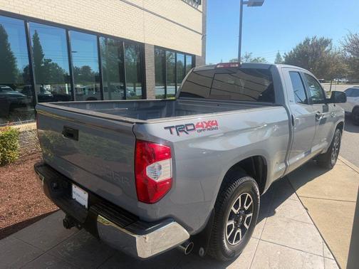 2018 Toyota Tundra SR5